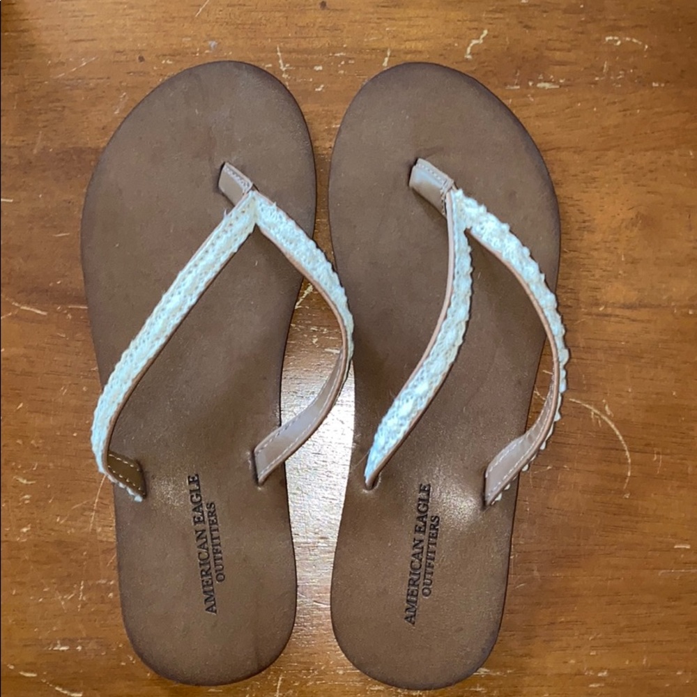 American Eagle Flip flops